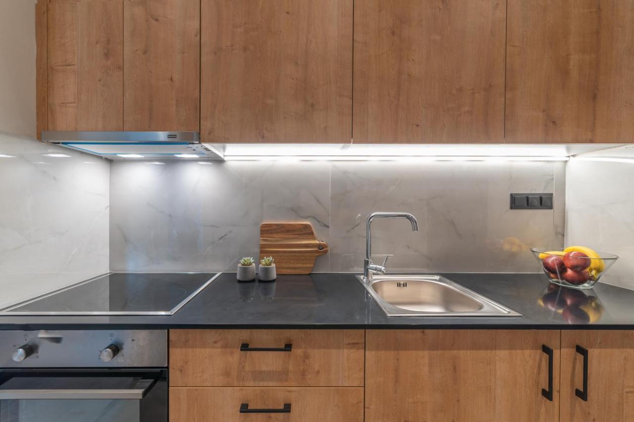 הרקליון Brand New Suites In City Center מראה חיצוני תמונה